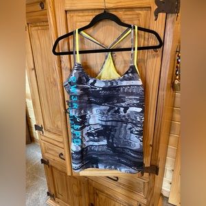 Reebok grey/yellow graphic fitness tank top XL